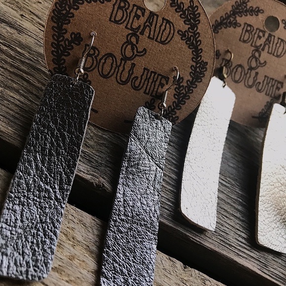 Genuine Metallic Leather Rectangle Bar Shaped Lightweight Dangle Earrings - Picture 5 of 8